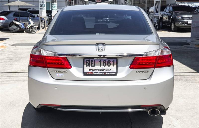 ขายรถเก๋งมือสอง-honda-ฮอนด้า-accord-แอคคอร์ด-รถปี2013-รหัส74213-138700e4.jpg ขายรถเก๋งมือสอง-honda-ฮอนด้า-accord-แอคคอร์ด-รถปี2013-รหัส74213-138700e4.jpg