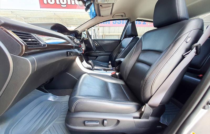 ขายรถเก๋งมือสอง-honda-ฮอนด้า-accord-แอคคอร์ด-รถปี2013-รหัส74213-2d615588.jpg ขายรถเก๋งมือสอง-honda-ฮอนด้า-accord-แอคคอร์ด-รถปี2013-รหัส74213-2d615588.jpg