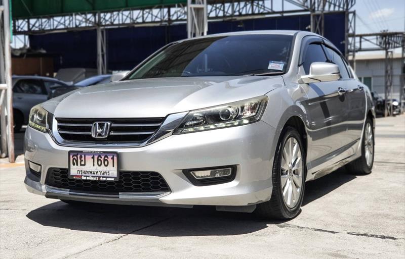 รถเก๋งมือสอง HONDA ACCORD รถปี 2013