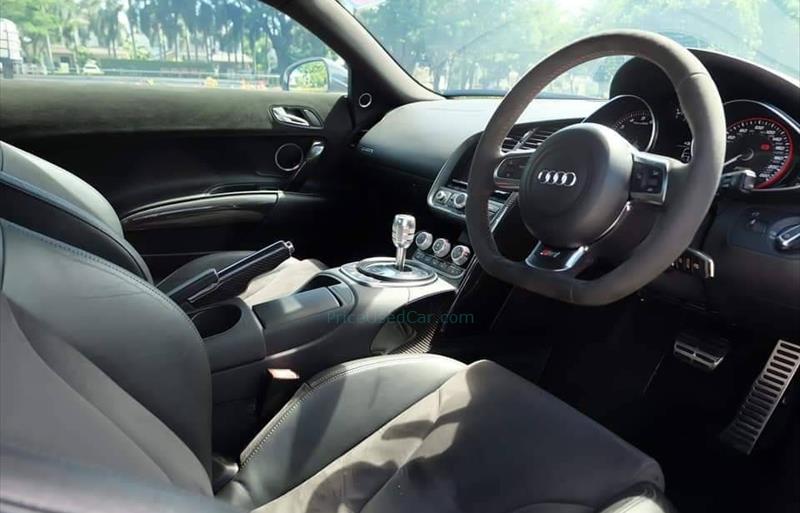 ขายรถเก๋งมือสอง-audi-ออดี้-r8-อาร์8-รถปี2011-รหัส74246-93a938ee.jpg ขายรถเก๋งมือสอง-audi-ออดี้-r8-อาร์8-รถปี2011-รหัส74246-93a938ee.jpg
