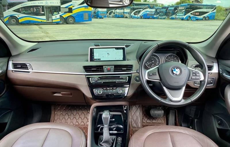 ขายรถ-suv-มือสอง-bmw-บีเอ็มดับบลิว-x1-เอ็กซ์1-รถปี2018-รหัส74252-25769b19.jpg ขายรถ-suv-มือสอง-bmw-บีเอ็มดับบลิว-x1-เอ็กซ์1-รถปี2018-รหัส74252-25769b19.jpg