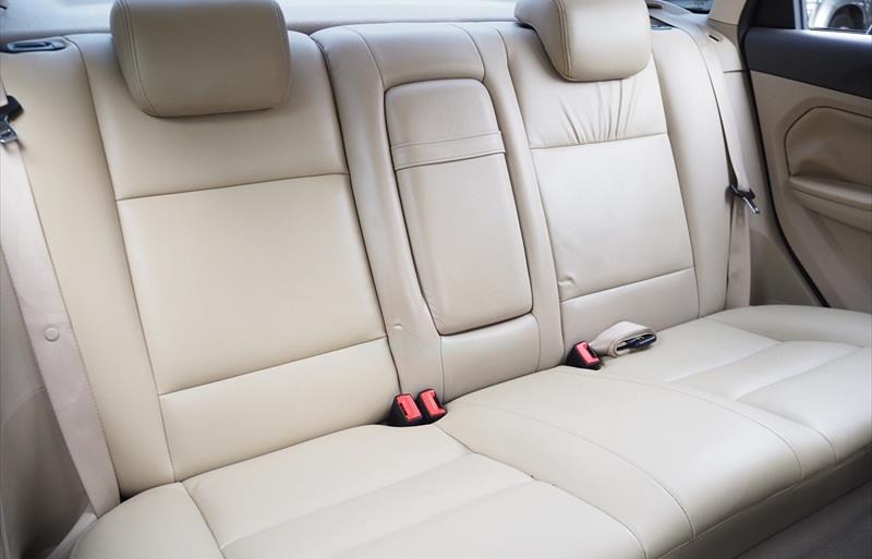 ขายรถเก๋งมือสอง-ford-ฟอร์ด-focus-โฟกัส-รถปี2011-รหัส74266-1825c898.jpg ขายรถเก๋งมือสอง-ford-ฟอร์ด-focus-โฟกัส-รถปี2011-รหัส74266-1825c898.jpg