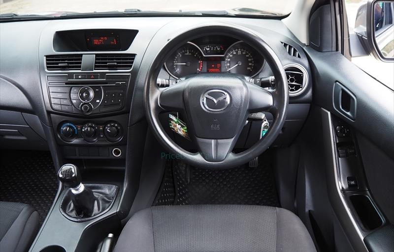 ขายรถกระบะมือสอง-mazda-มาสด้า-bt-50-pro-บีที50โปร-รถปี2017-รหัส74275-9580c8f3.jpg ขายรถกระบะมือสอง-mazda-มาสด้า-bt-50-pro-บีที50โปร-รถปี2017-รหัส74275-9580c8f3.jpg