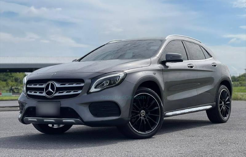 รถเก๋งมือสอง MERCEDES BENZ GLA250 รถปี 2019 รถเก๋งมือสอง MERCEDES BENZ GLA250 รถปี 2019