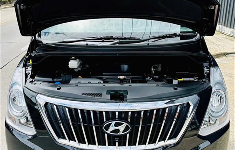 ขายรถตู้มือสอง-hyundai-ฮุนได-h-1-เอชวัน-รถปี2018-รหัส74292-b39756d3.jpg ขายรถตู้มือสอง-hyundai-ฮุนได-h-1-เอชวัน-รถปี2018-รหัส74292-b39756d3.jpg