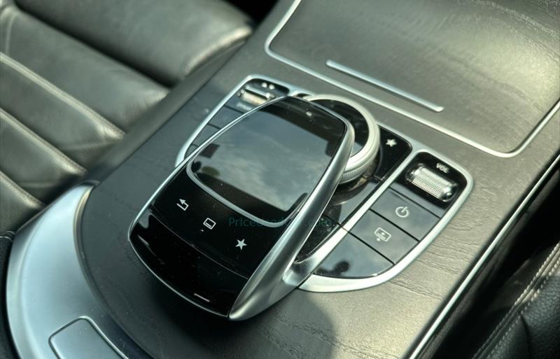 ขายรถเก๋งมือสอง-mercedes-benz-เมอร์เซเดสเบนซ์-c300-รถปี2016-รหัส74293-fc47d737.jpg ขายรถเก๋งมือสอง-mercedes-benz-เมอร์เซเดสเบนซ์-c300-รถปี2016-รหัส74293-fc47d737.jpg
