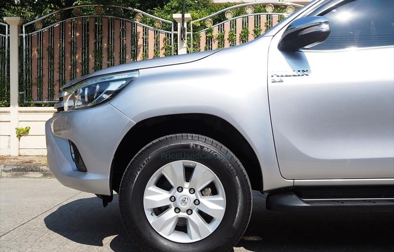 ขายรถกระบะมือสอง toyota hilux-revo รถปี2017 รหัส 74300 รูปที่3