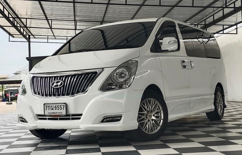 รถตู้มือสอง  HYUNDAI H-1 2.5 Grand Maesto รถปี2017