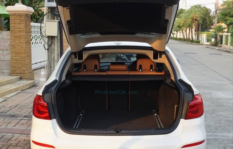 ขายรถเก๋งมือสอง-bmw-บีเอ็มดับบลิว-320d-สามสองศูนย์ดี-รถปี2019-รหัส74361-31ffcdb0.jpg ขายรถเก๋งมือสอง-bmw-บีเอ็มดับบลิว-320d-สามสองศูนย์ดี-รถปี2019-รหัส74361-31ffcdb0.jpg