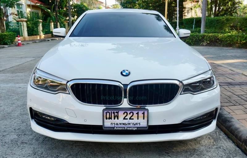 ขายรถเก๋งมือสอง-bmw-บีเอ็มดับบลิว-520d-ห้าสองศูนย์ดี-รถปี2018-รหัส74365-75c0495f.jpg ขายรถเก๋งมือสอง-bmw-บีเอ็มดับบลิว-520d-ห้าสองศูนย์ดี-รถปี2018-รหัส74365-75c0495f.jpg