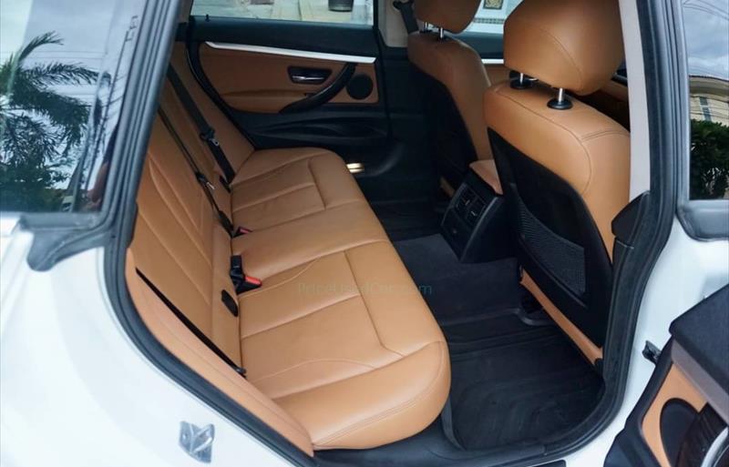ขายรถเก๋งมือสอง-bmw-บีเอ็มดับบลิว-320d-สามสองศูนย์ดี-รถปี2019-รหัส74366-71552a86.jpg ขายรถเก๋งมือสอง-bmw-บีเอ็มดับบลิว-320d-สามสองศูนย์ดี-รถปี2019-รหัส74366-71552a86.jpg