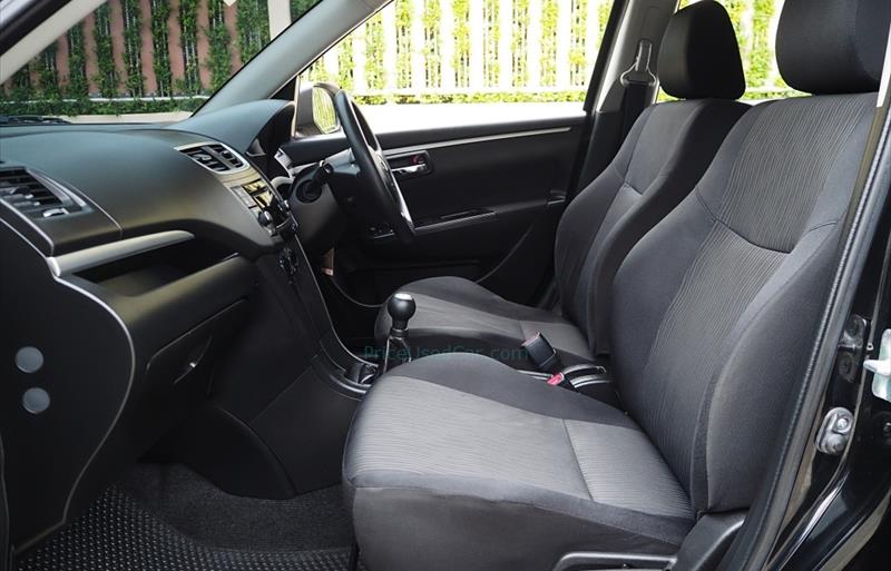 ขายรถเก๋งมือสอง-suzuki-ซูซูกิ-swift-สวิฟ-รถปี2013-รหัส74375-20a61205.jpg ขายรถเก๋งมือสอง-suzuki-ซูซูกิ-swift-สวิฟ-รถปี2013-รหัส74375-20a61205.jpg