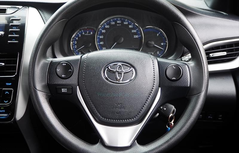 ขายรถเก๋งมือสอง-toyota-โตโยต้า-yaris-ยาริส-รถปี2018-รหัส74376-906bef04.jpg ขายรถเก๋งมือสอง-toyota-โตโยต้า-yaris-ยาริส-รถปี2018-รหัส74376-906bef04.jpg