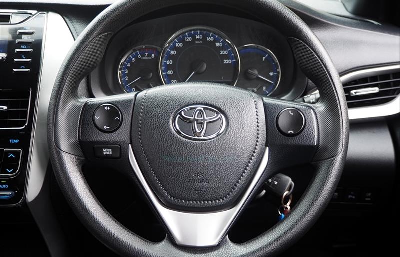 ขายรถเก๋งมือสอง toyota yaris รถปี2018 รหัส 74376 รูปที่12