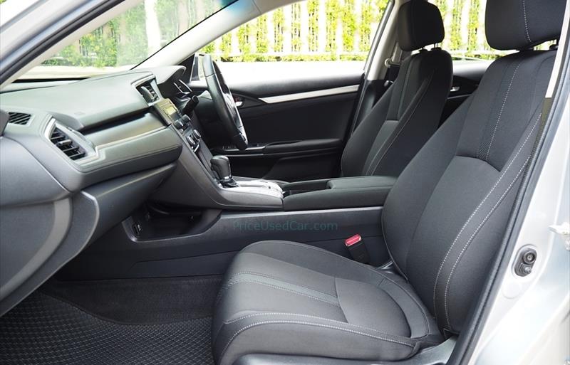 ขายรถเก๋งมือสอง-honda-ฮอนด้า-civic-ซีวิค-รถปี2017-รหัส74377-99822436.jpg ขายรถเก๋งมือสอง-honda-ฮอนด้า-civic-ซีวิค-รถปี2017-รหัส74377-99822436.jpg
