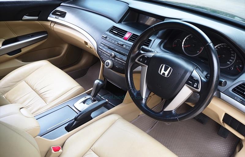 ขายรถเก๋งมือสอง honda accord รถปี2008 รหัส 74389 รูปที่7