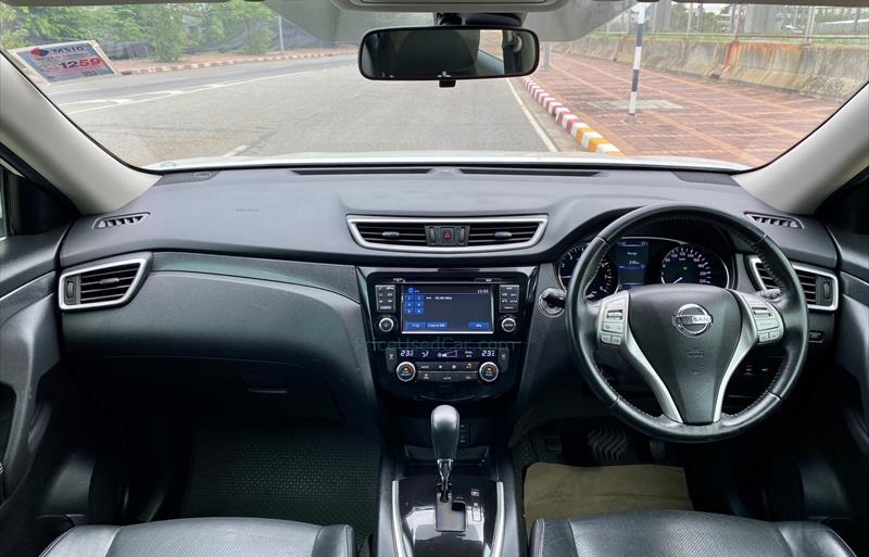 ขายรถ-suv-มือสอง-nissan-นิสสัน-x-trail-เอ็กส์เทร์ล-รถปี2015-รหัส74410-a33532ae.jpg ขายรถ-suv-มือสอง-nissan-นิสสัน-x-trail-เอ็กส์เทร์ล-รถปี2015-รหัส74410-a33532ae.jpg