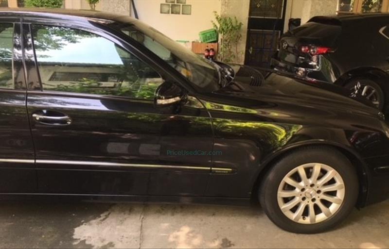 ขายรถเก๋งมือสอง-mercedes-benz-เมอร์เซเดสเบนซ์-e-class-อีคลาส-รถปี2008-รหัส74418-24f4639c.jpg ขายรถเก๋งมือสอง-mercedes-benz-เมอร์เซเดสเบนซ์-e-class-อีคลาส-รถปี2008-รหัส74418-24f4639c.jpg