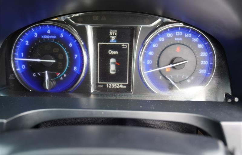 ขายรถเก๋งมือสอง-toyota-โตโยต้า-camry-คัมรี่-รถปี2017-รหัส74430-28d18d2b.jpg ขายรถเก๋งมือสอง-toyota-โตโยต้า-camry-คัมรี่-รถปี2017-รหัส74430-28d18d2b.jpg