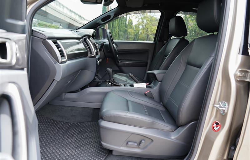ขายรถ-suv-มือสอง-ford-ฟอร์ด-everest-เอเวอเรสต์-รถปี2017-รหัส74431-a96b7274.jpg ขายรถ-suv-มือสอง-ford-ฟอร์ด-everest-เอเวอเรสต์-รถปี2017-รหัส74431-a96b7274.jpg