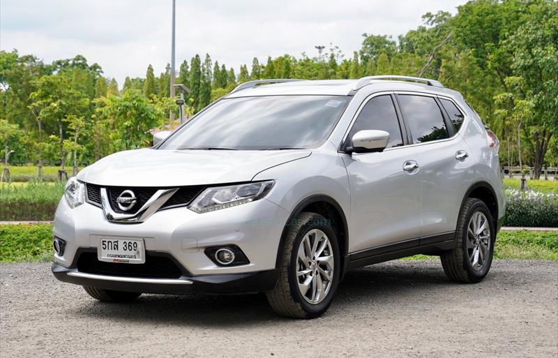 รถ SUV มือสอง  NISSAN X-TRAIL 2.5 V 4WD รถปี2015