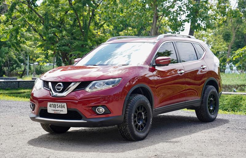 รถ SUV มือสอง  NISSAN X-TRAIL 2.5 V 4WD รถปี2015