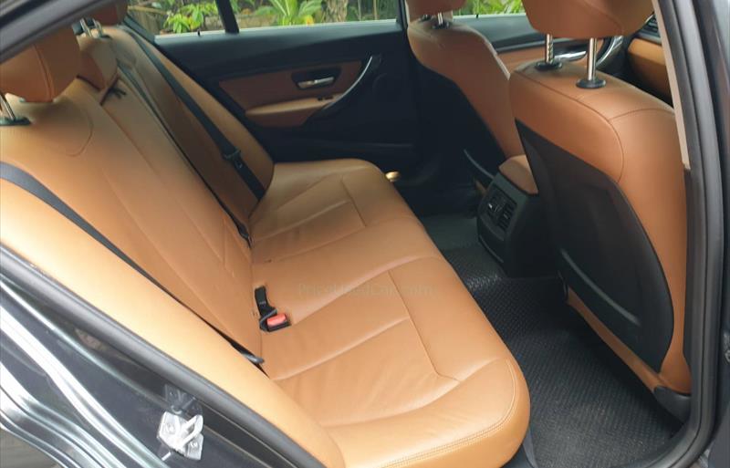 ขายรถเก๋งมือสอง-bmw-บีเอ็มดับบลิว-320d-สามสองศูนย์ดี-รถปี2016-รหัส74442-842276bf.jpg ขายรถเก๋งมือสอง-bmw-บีเอ็มดับบลิว-320d-สามสองศูนย์ดี-รถปี2016-รหัส74442-842276bf.jpg