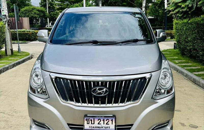 ขายรถตู้มือสอง-hyundai-ฮุนได-h-1-เอชวัน-รถปี2017-รหัส74454-220560d2.jpg ขายรถตู้มือสอง-hyundai-ฮุนได-h-1-เอชวัน-รถปี2017-รหัส74454-220560d2.jpg