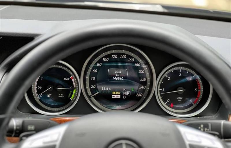 ขายรถเก๋งมือสอง-mercedes-benz-เมอร์เซเดสเบนซ์-e300-อีสามศูนย์ศูนย์-รถปี2013-รหัส74477-62323105.jpg ขายรถเก๋งมือสอง-mercedes-benz-เมอร์เซเดสเบนซ์-e300-อีสามศูนย์ศูนย์-รถปี2013-รหัส74477-62323105.jpg