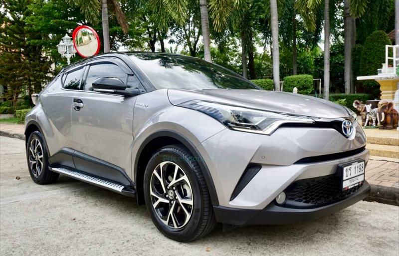 ขายรถเก๋งมือสอง toyota chr รถปี2020 รหัส 74481 รูปที่2