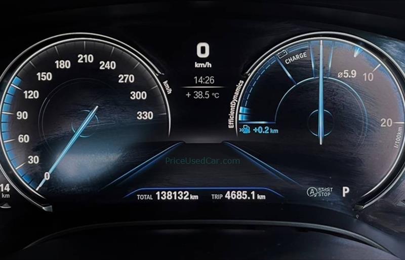 ขายรถเก๋งมือสอง-bmw-บีเอ็มดับบลิว-520d-ห้าสองศูนย์ดี-รถปี2017-รหัส74482-001f3c5a.jpg ขายรถเก๋งมือสอง-bmw-บีเอ็มดับบลิว-520d-ห้าสองศูนย์ดี-รถปี2017-รหัส74482-001f3c5a.jpg