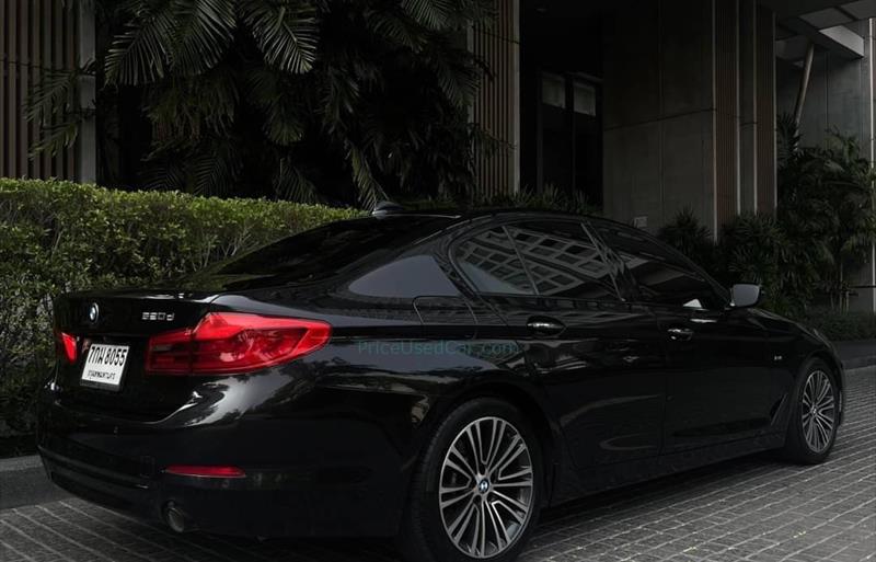 ขายรถเก๋งมือสอง-bmw-บีเอ็มดับบลิว-520d-ห้าสองศูนย์ดี-รถปี2017-รหัส74482-75edc33c.jpg ขายรถเก๋งมือสอง-bmw-บีเอ็มดับบลิว-520d-ห้าสองศูนย์ดี-รถปี2017-รหัส74482-75edc33c.jpg