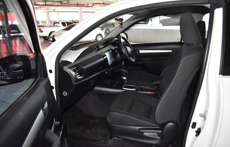 ขายรถกระบะมือสอง-toyota-โตโยต้า-hilux-revo-ไฮลักซ์-รีโว-รถปี2020-รหัส74486-61e0217d.jpg ขายรถกระบะมือสอง-toyota-โตโยต้า-hilux-revo-ไฮลักซ์-รีโว-รถปี2020-รหัส74486-61e0217d.jpg