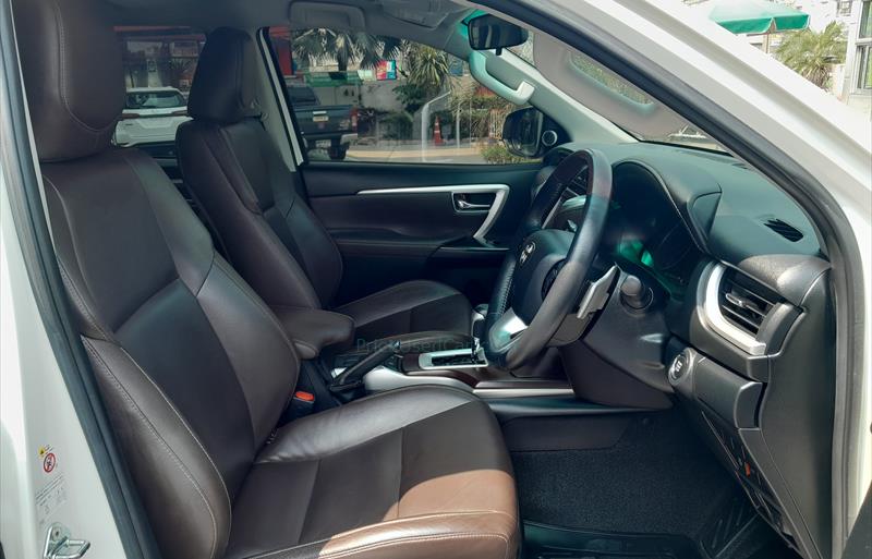 ขายรถ-suv-มือสอง-toyota-โตโยต้า-fortuner-ฟอร์จูนเนอร์-รถปี2019-รหัส74487-dbce16f6.jpg ขายรถ-suv-มือสอง-toyota-โตโยต้า-fortuner-ฟอร์จูนเนอร์-รถปี2019-รหัส74487-dbce16f6.jpg