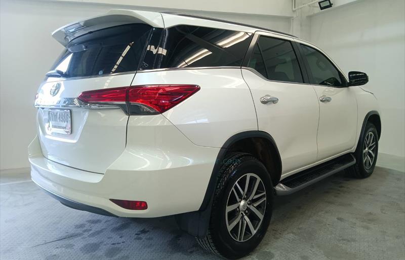 ขายรถ-suv-มือสอง-toyota-โตโยต้า-fortuner-ฟอร์จูนเนอร์-รถปี2018-รหัส74488-1d81b2e7.jpg ขายรถ-suv-มือสอง-toyota-โตโยต้า-fortuner-ฟอร์จูนเนอร์-รถปี2018-รหัส74488-1d81b2e7.jpg
