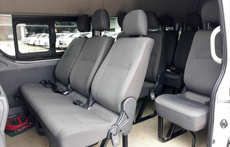 ขายรถตู้มือสอง-toyota-โตโยต้า-commuter-คอมมิวเตอร์-รถปี2015-รหัส74492-141ad917.jpg ขายรถตู้มือสอง-toyota-โตโยต้า-commuter-คอมมิวเตอร์-รถปี2015-รหัส74492-141ad917.jpg