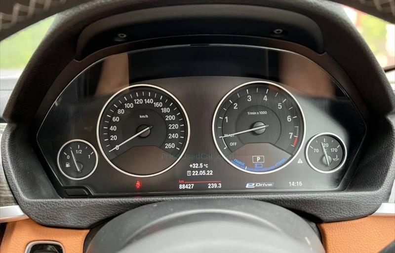 ขายรถเก๋งมือสอง-bmw-บีเอ็มดับบลิว-330e-รถปี2018-รหัส74499-02d37d4e.jpg ขายรถเก๋งมือสอง-bmw-บีเอ็มดับบลิว-330e-รถปี2018-รหัส74499-02d37d4e.jpg