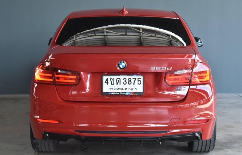 ขายรถเก๋งมือสอง bmw 320d รถปี2014 รหัส 74500 รูปที่5