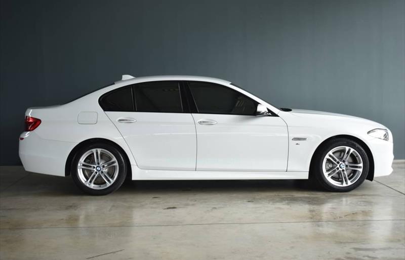 ขายรถเก๋งมือสอง-bmw-บีเอ็มดับบลิว-520d-ห้าสองศูนย์ดี-รถปี2017-รหัส74509-1a5d135d.jpg ขายรถเก๋งมือสอง-bmw-บีเอ็มดับบลิว-520d-ห้าสองศูนย์ดี-รถปี2017-รหัส74509-1a5d135d.jpg