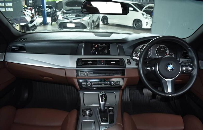 ขายรถเก๋งมือสอง-bmw-บีเอ็มดับบลิว-520d-ห้าสองศูนย์ดี-รถปี2017-รหัส74509-5da61808.jpg ขายรถเก๋งมือสอง-bmw-บีเอ็มดับบลิว-520d-ห้าสองศูนย์ดี-รถปี2017-รหัส74509-5da61808.jpg