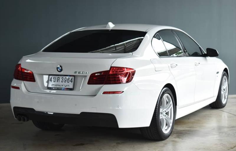 ขายรถเก๋งมือสอง-bmw-บีเอ็มดับบลิว-520d-ห้าสองศูนย์ดี-รถปี2017-รหัส74509-8a3751cb.jpg ขายรถเก๋งมือสอง-bmw-บีเอ็มดับบลิว-520d-ห้าสองศูนย์ดี-รถปี2017-รหัส74509-8a3751cb.jpg