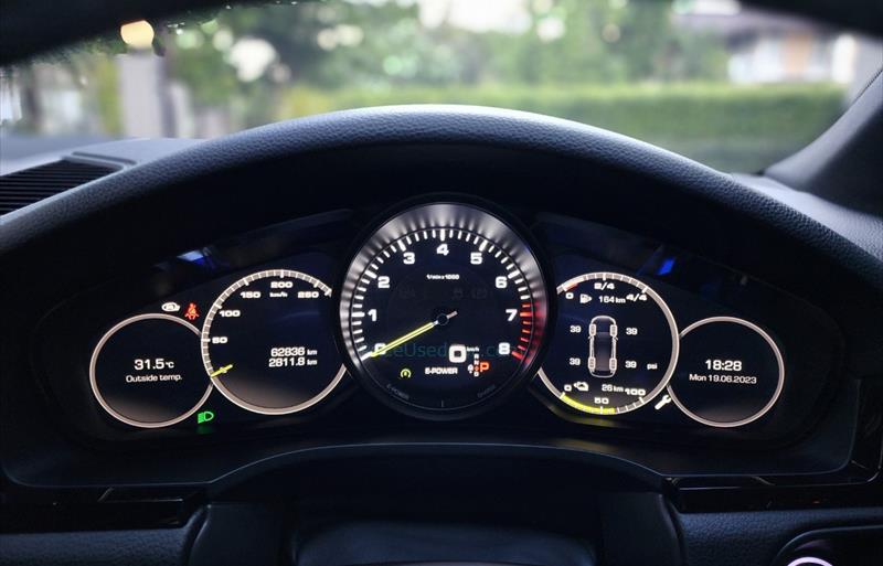 ขายรถ-suv-มือสอง-porsche-ปอร์เช่-cayenne-รถปี2018-รหัส74520-43ba913e.jpg ขายรถ-suv-มือสอง-porsche-ปอร์เช่-cayenne-รถปี2018-รหัส74520-43ba913e.jpg