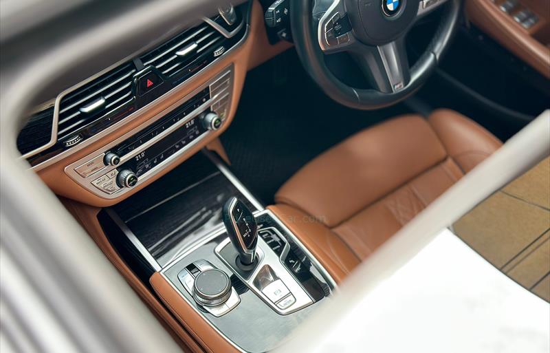 ขายรถเก๋งมือสอง bmw 730ld รถปี2019 รหัส 74532 รูปที่9