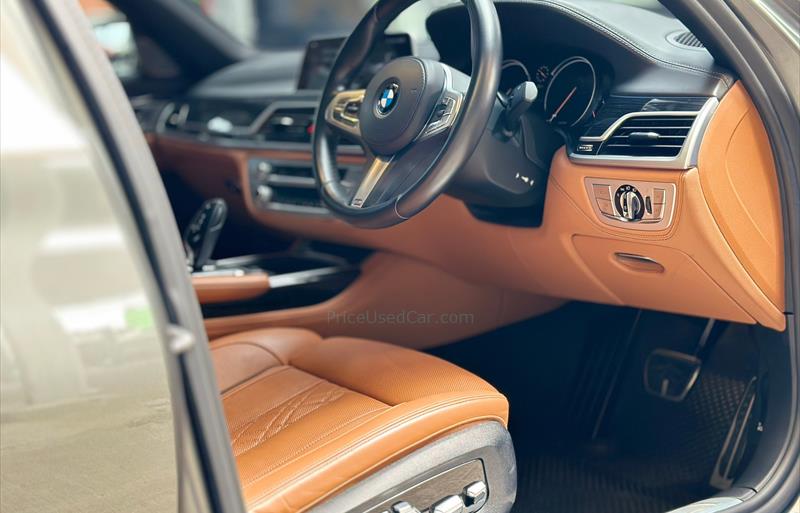 ขายรถเก๋งมือสอง bmw 730ld รถปี2019 รหัส 74532 รูปที่11