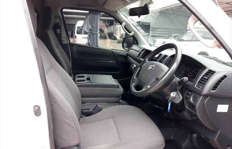 ขายรถตู้มือสอง toyota commuter รถปี2015 รหัส 74554 รูปที่8