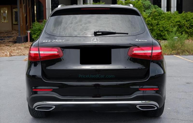 ขายรถเก๋งมือสอง-mercedes-benz-เมอร์เซเดสเบนซ์-glc250-จีแอลซีสองห้าศูนย์-รถปี2016-รหัส74582-177919aa.jpg ขายรถเก๋งมือสอง-mercedes-benz-เมอร์เซเดสเบนซ์-glc250-จีแอลซีสองห้าศูนย์-รถปี2016-รหัส74582-177919aa.jpg
