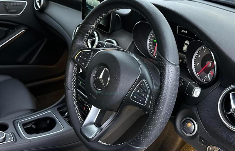 ขายรถ-suv-มือสอง-mercedes-benz-เมอร์เซเดสเบนซ์-gla-200-จีแอลเอ200-รถปี2017-รหัส74584-4a4b38b1.jpg ขายรถ-suv-มือสอง-mercedes-benz-เมอร์เซเดสเบนซ์-gla-200-จีแอลเอ200-รถปี2017-รหัส74584-4a4b38b1.jpg