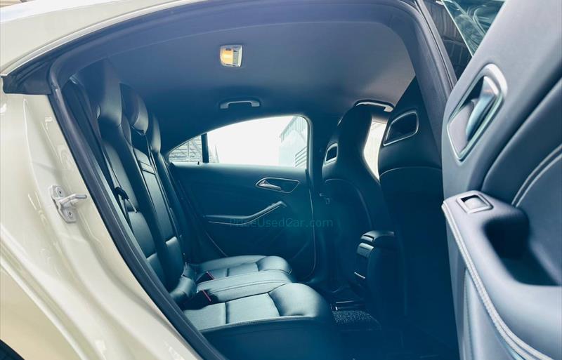 ขายรถเก๋งมือสอง-mercedes-benz-เมอร์เซเดสเบนซ์-cla180-รถปี2015-รหัส74621-aa32a5dd.jpg ขายรถเก๋งมือสอง-mercedes-benz-เมอร์เซเดสเบนซ์-cla180-รถปี2015-รหัส74621-aa32a5dd.jpg
