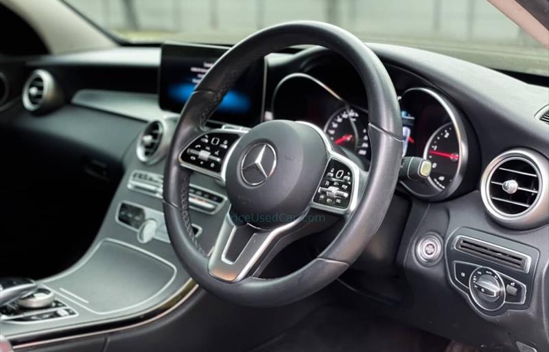 ขายรถเก๋งมือสอง-mercedes-benz-เมอร์เซเดสเบนซ์-c220-รถปี2021-รหัส74622-148dd6e8.jpg ขายรถเก๋งมือสอง-mercedes-benz-เมอร์เซเดสเบนซ์-c220-รถปี2021-รหัส74622-148dd6e8.jpg