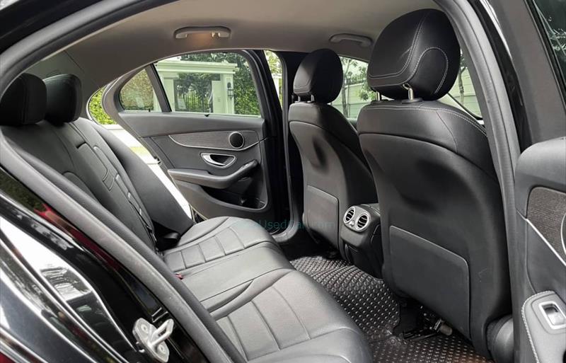ขายรถเก๋งมือสอง-mercedes-benz-เมอร์เซเดสเบนซ์-c220-รถปี2021-รหัส74622-af496dc3.jpg ขายรถเก๋งมือสอง-mercedes-benz-เมอร์เซเดสเบนซ์-c220-รถปี2021-รหัส74622-af496dc3.jpg